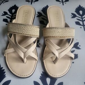 Italian Shoemakers Cream Sandals Sz 6.5